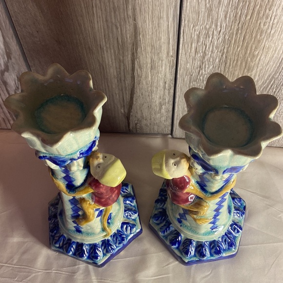 Vintage majolica grand millennial hanging monkey pillar candle holders - Picture 2 of 4